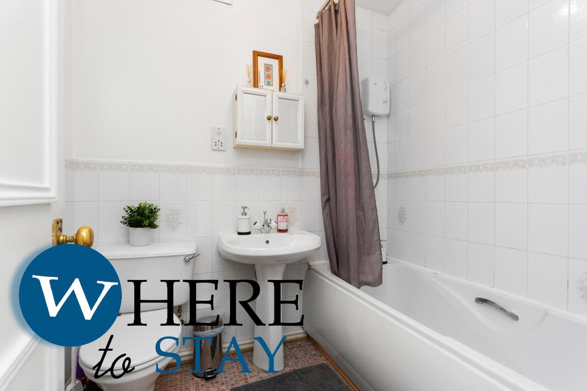 Bright 1 Bedroom Apartment-Private Parking Glasgow Exterior photo